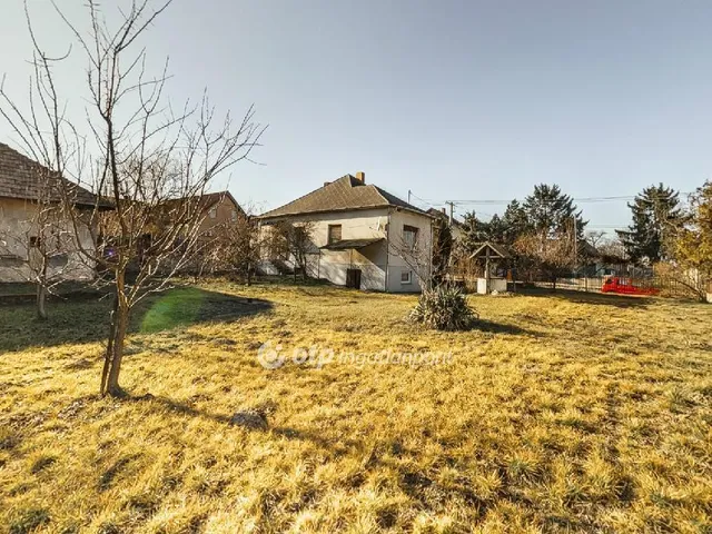 Eladó ház Szomor 100 nm