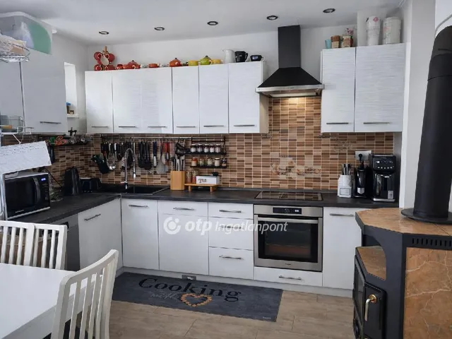 Eladó ház Érd 56 nm