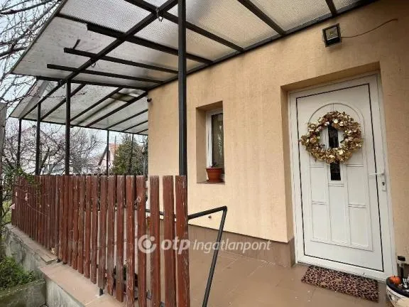 Eladó ház Érd, Sasváros 90 nm