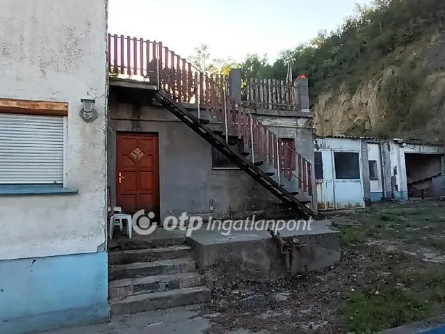 Eladó ház Érd 165 nm