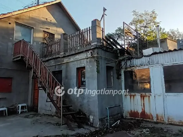 Eladó ház Érd 165 nm