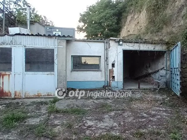 Eladó ház Érd 165 nm