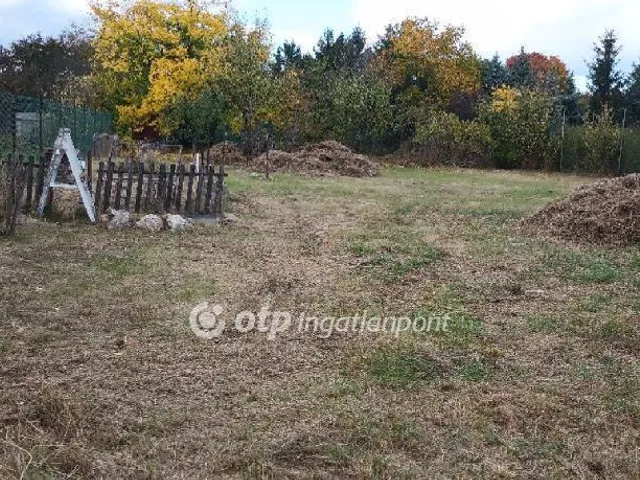 Eladó telek Martonvásár 1160 nm