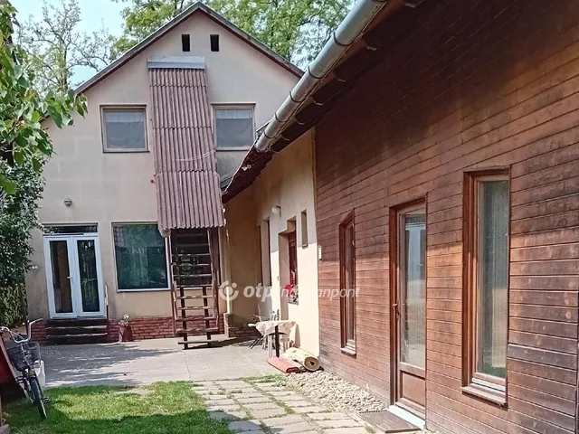 Eladó ház Budapest XXII. kerület 242 nm