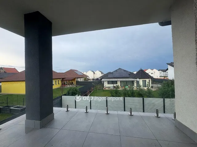 Eladó ház Velence, Bencehegy 190 nm