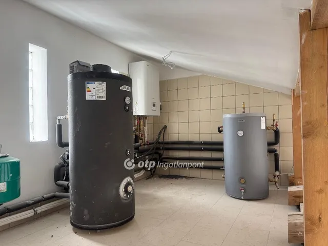 Eladó ház Velence, Bencehegy 190 nm