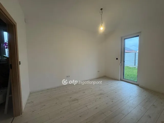 Eladó ház Velence 190 nm