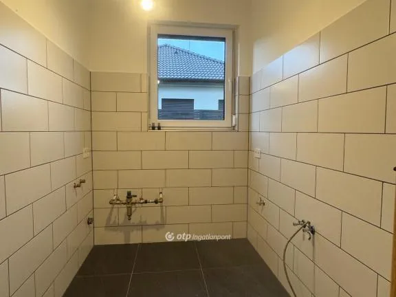 Eladó ház Velence, Bencehegy 190 nm