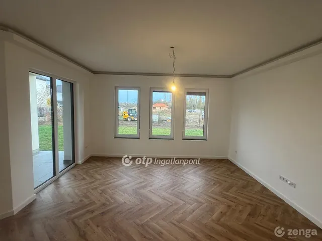 Eladó ház Velence, Bencehegy 190 nm