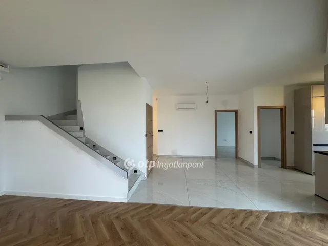 Eladó ház Velence 190 nm