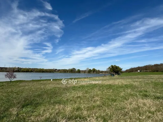 Eladó telek Gyúró 1214 nm