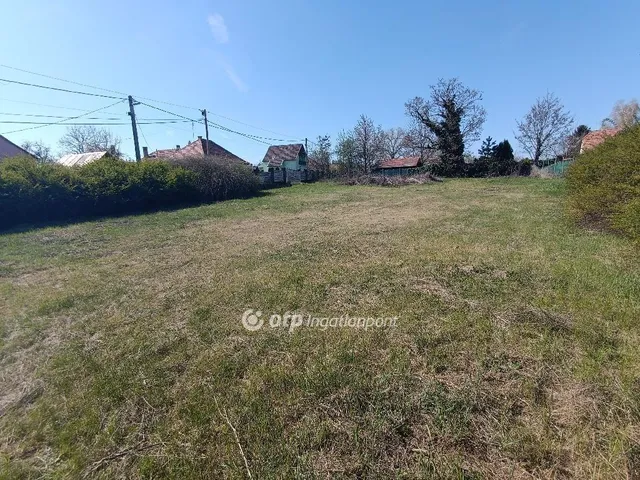 Eladó ház Pázmánd 94 nm