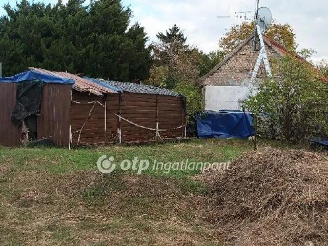 Eladó telek Martonvásár 1160 nm