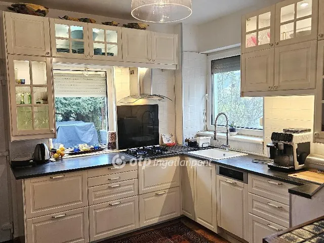 Eladó ház Velence 160 nm