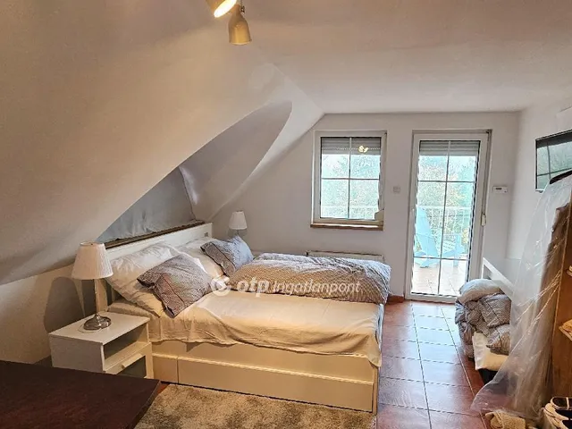 Eladó ház Velence 160 nm