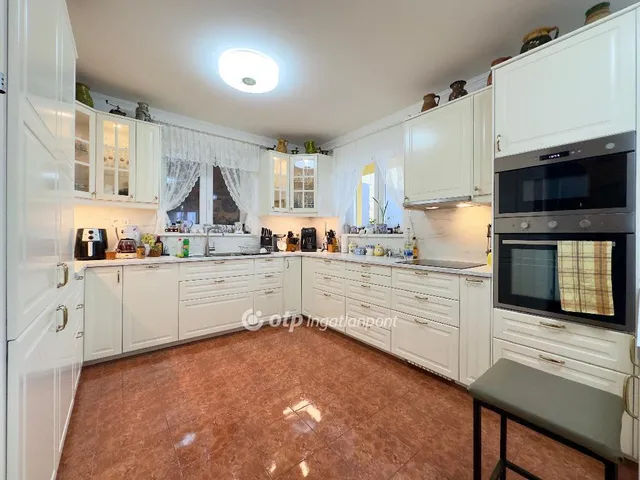 Eladó ház Budapest XXII. kerület, Budafok 170 nm