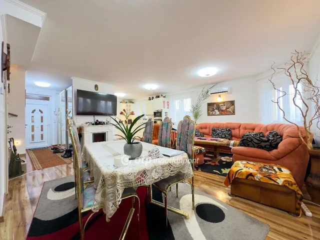 Eladó ház Budapest XXII. kerület, Budafok 170 nm