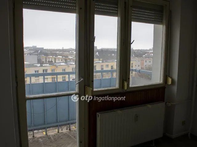 Eladó lakás Dunaújváros 58 nm