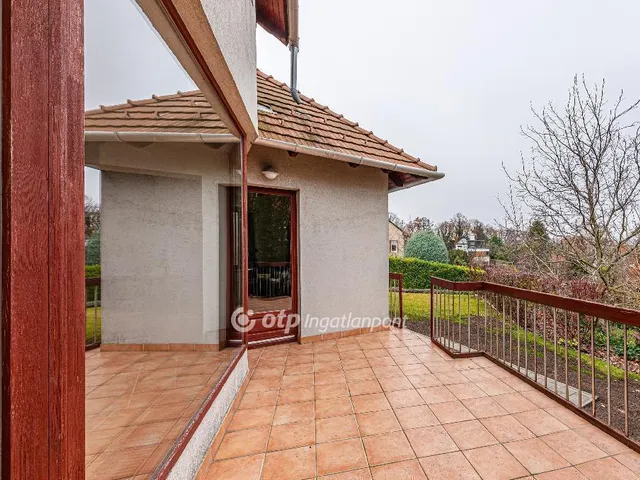Eladó ház Budaörs 270 nm