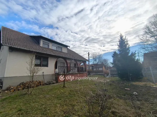 Eladó ház Gárdony, Dinnyés 172 nm