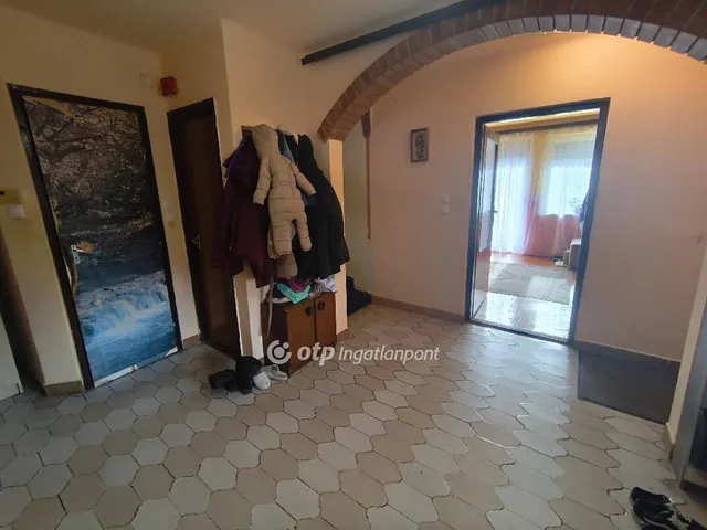 Eladó ház Gárdony, Dinnyés 172 nm