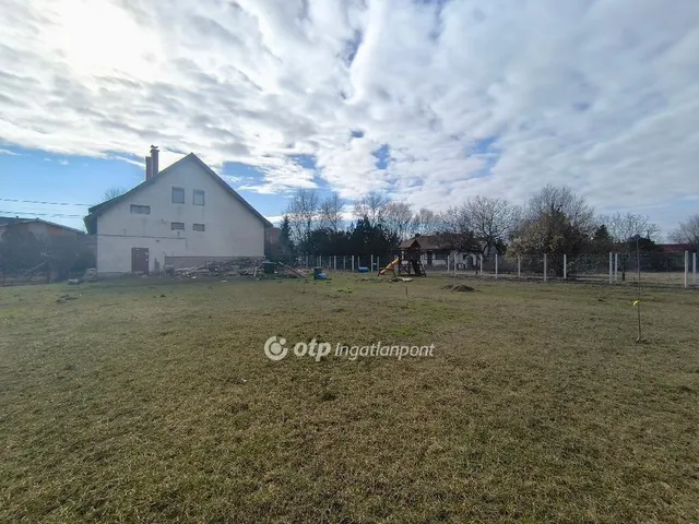 Eladó ház Gárdony, Dinnyés 172 nm