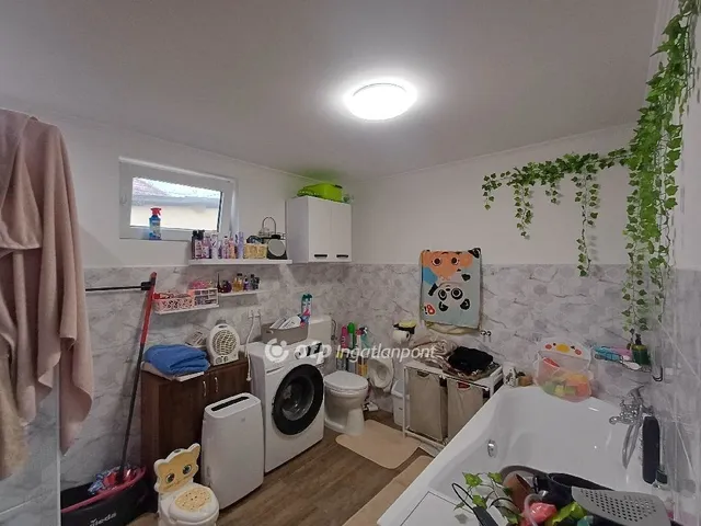 Eladó ház Pusztaszabolcs 80 nm