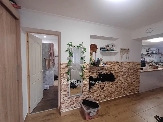 Eladó ház Pusztaszabolcs 80 nm