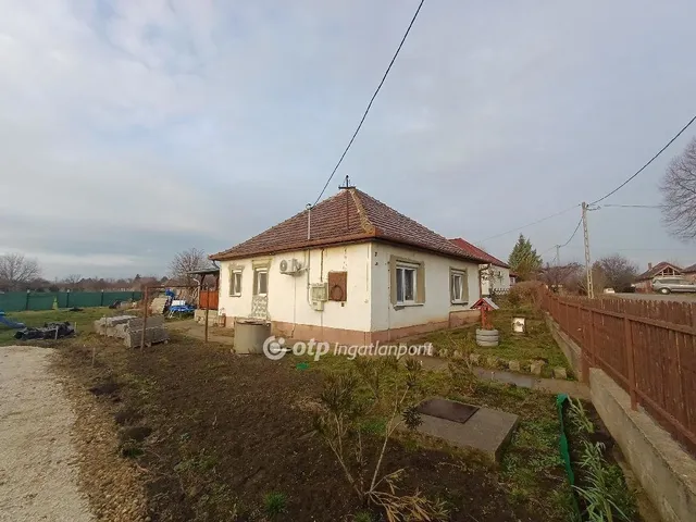 Eladó ház Pusztaszabolcs 80 nm