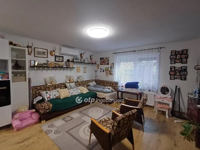 Eladó ház Pusztaszabolcs 80 nm