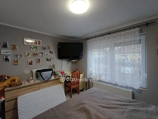 Eladó ház Pusztaszabolcs 80 nm