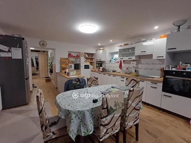 Eladó ház Pusztaszabolcs 80 nm