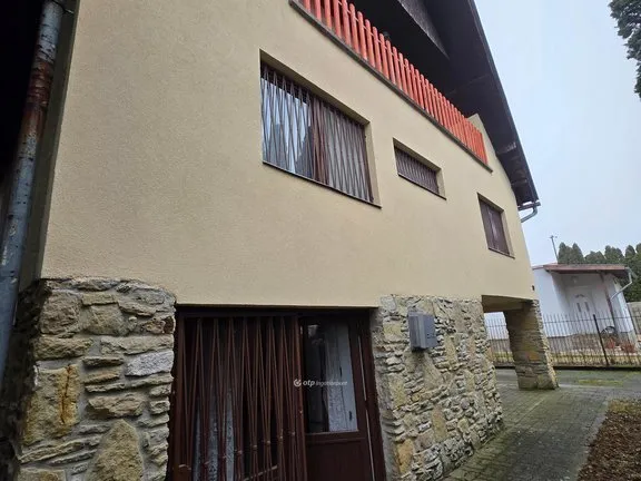 Eladó ház Velence 164 nm