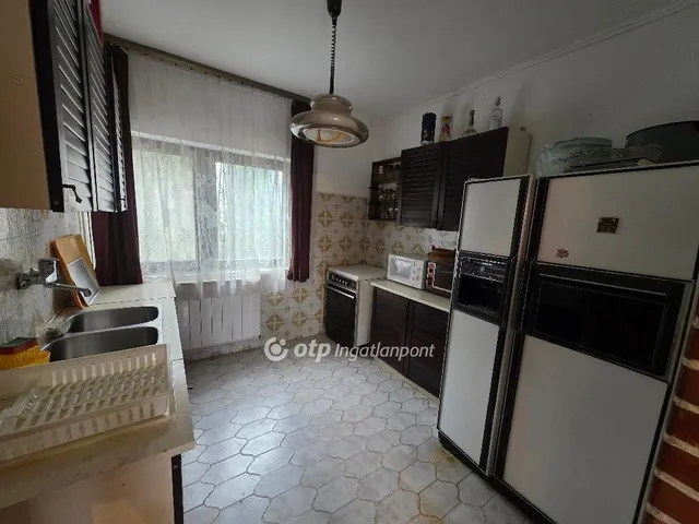 Eladó ház Velence 164 nm