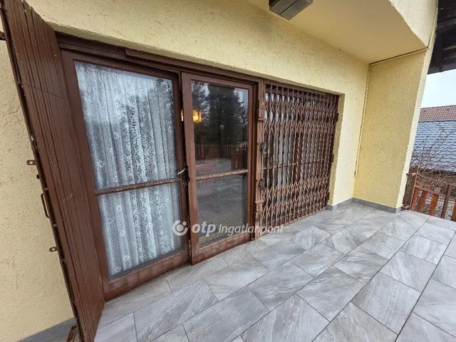 Eladó ház Velence 164 nm