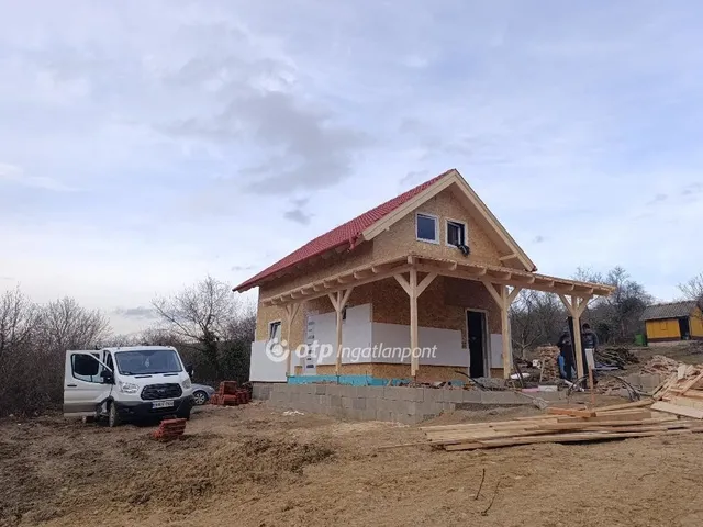 Eladó ház Sóskút 60 nm