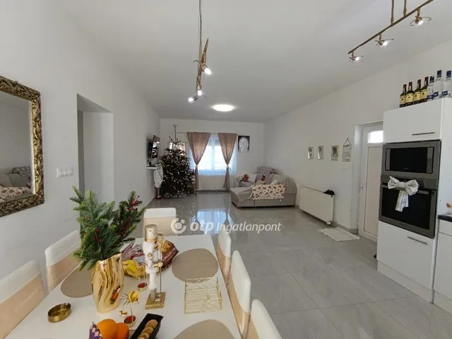 Eladó ház Ercsi 72 nm