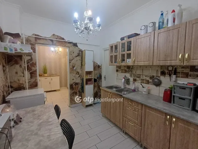 Eladó ház Ercsi 250 nm