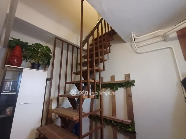 Eladó ház Ercsi 250 nm