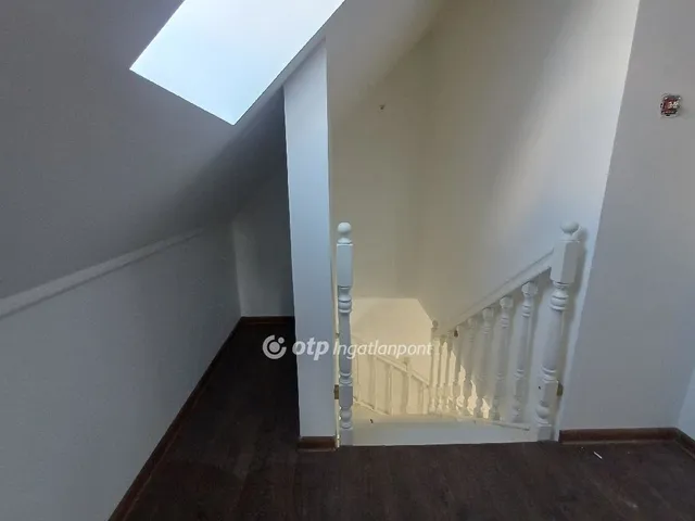 Eladó ház Ercsi 176 nm