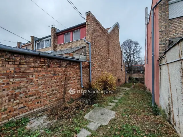 Eladó lakás Perbál 89 nm