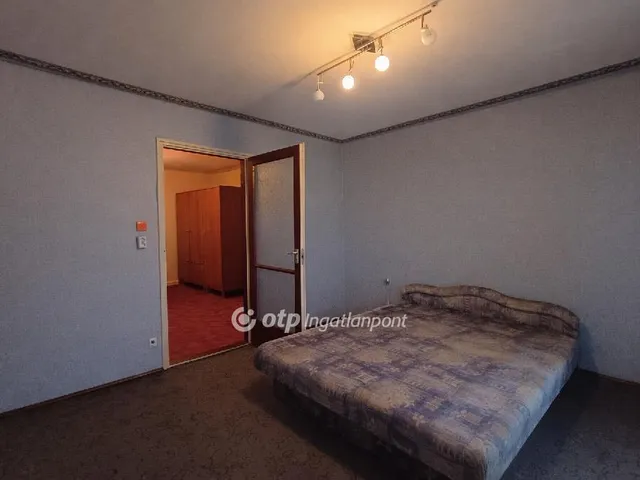 Eladó ház Pusztaszabolcs 192 nm