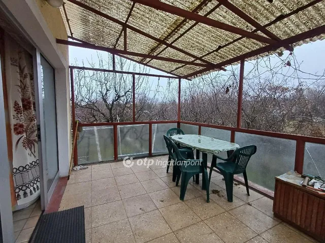 Eladó ház Pusztaszabolcs 192 nm