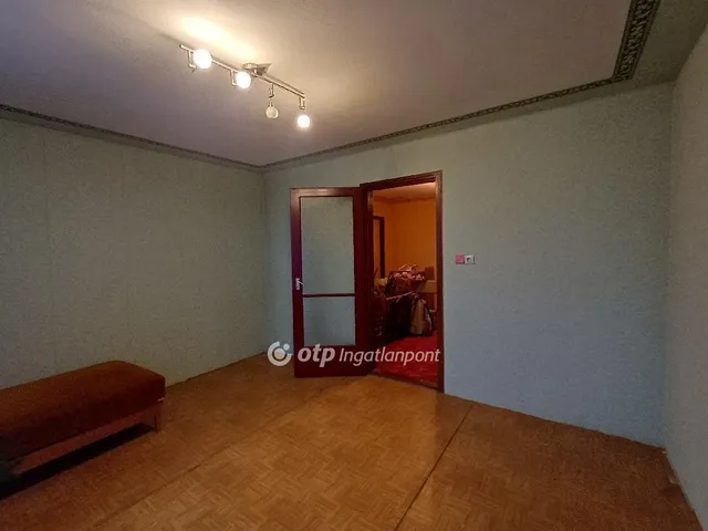 Eladó ház Pusztaszabolcs 192 nm