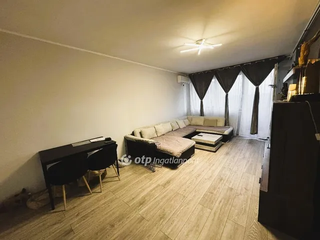 Eladó lakás Százhalombatta, Déli lakótelep 52 nm