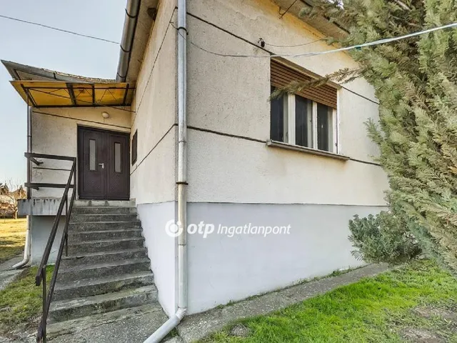 Eladó ház Szomor 90 nm