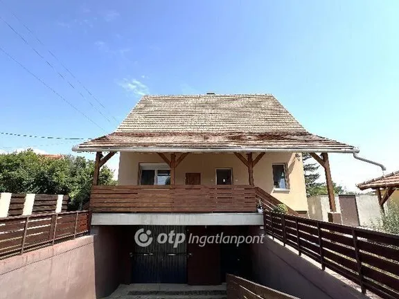 Eladó ház Ráckeresztúr 150 nm