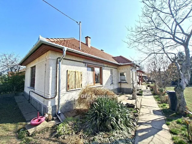 Eladó ház Ráckeresztúr 130 nm