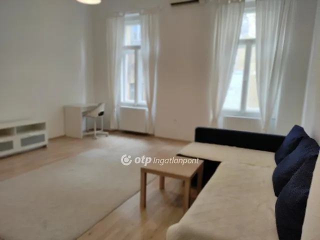 Eladó lakás Budapest VIII. kerület 86 nm