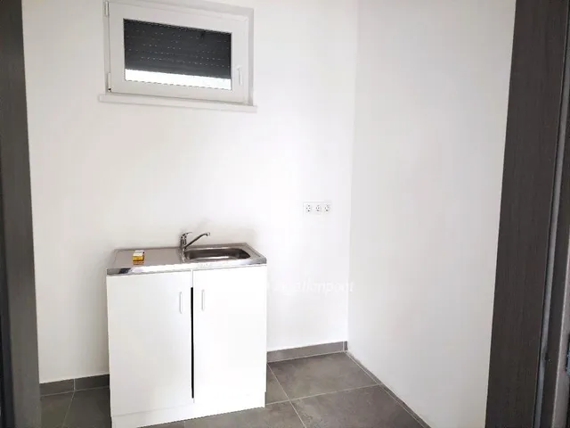 Eladó ház Kápolnásnyék 100 nm